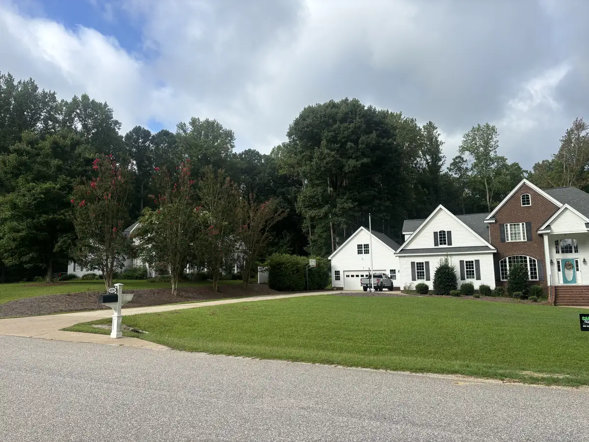 Freshly mowed and striped lawn by Carolina Turf & Lawn